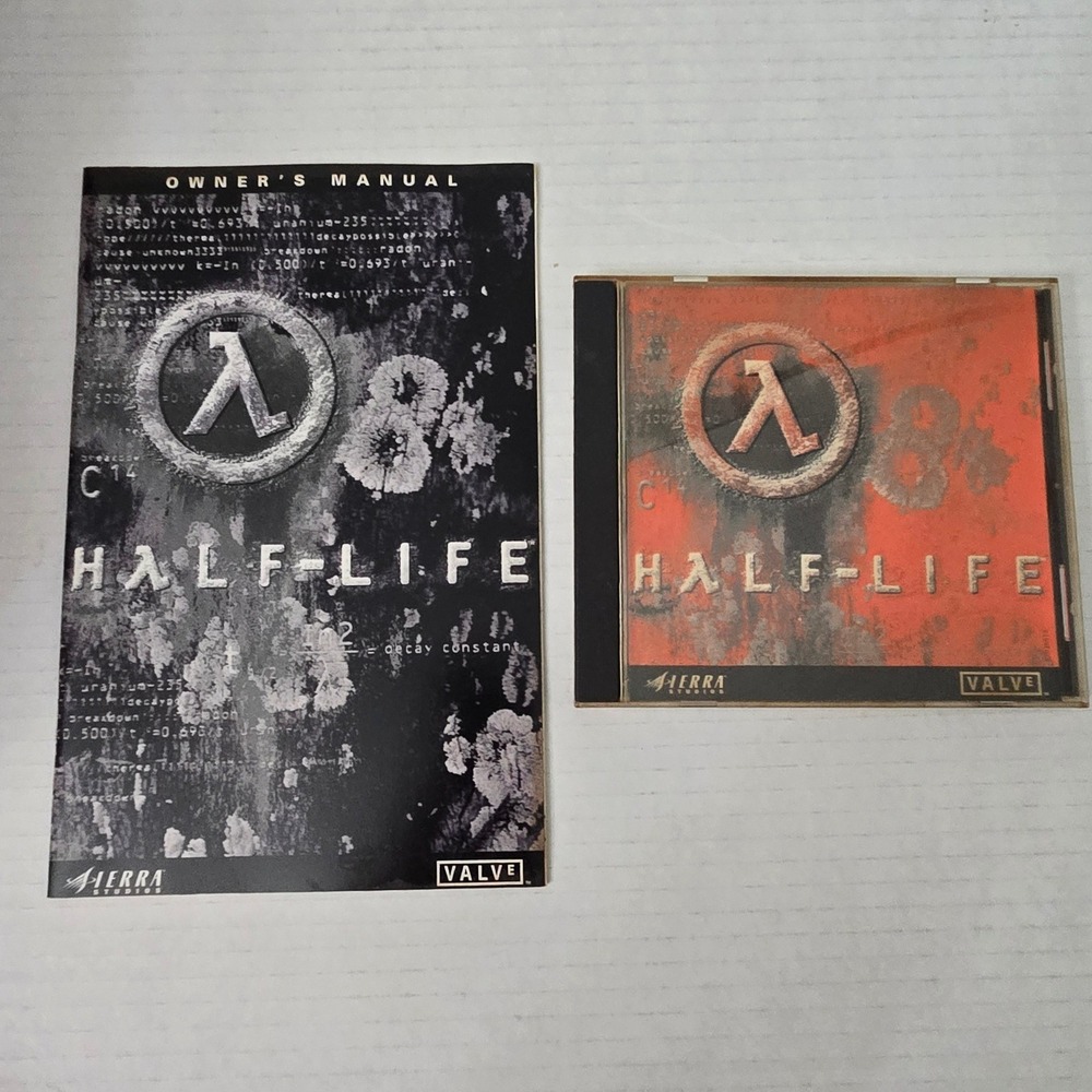 Vintage 1998 Half Life PC CD ROM Game Valve Sierra Studios Complete with Manual